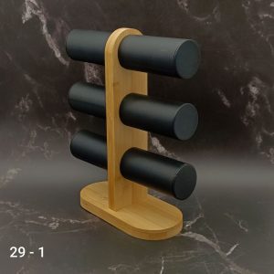 EXHIBIDOR N°29
