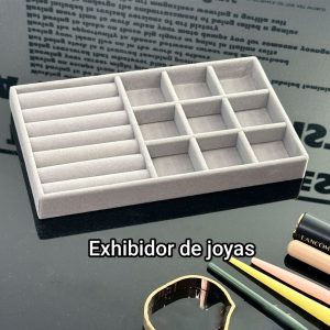 EXHIBIDOR N°51